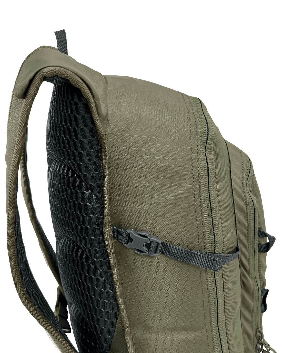 Black Wolf - Tomaree 12L Backpack - Moss-4