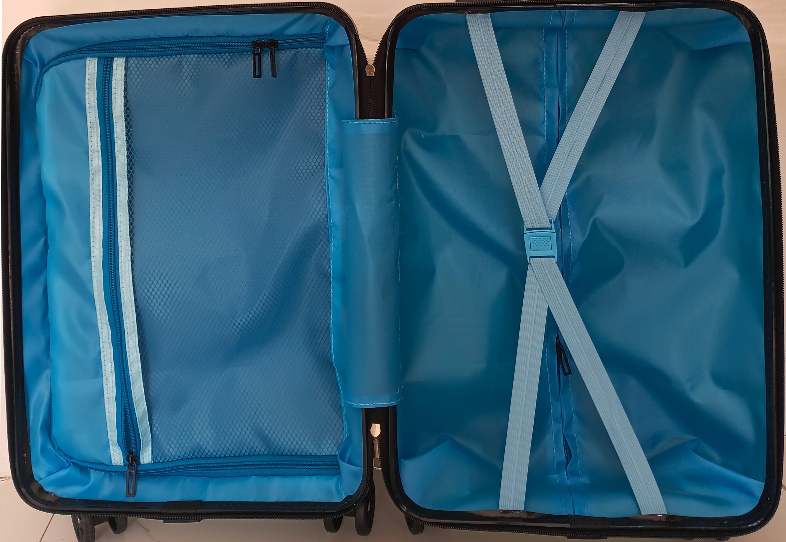 Frozen - DIS219 20in Retro onboard suitcase - Blue-2