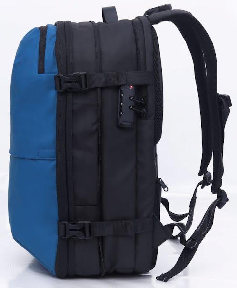 Travelite - Vacuum Compression Travel backpack 17.3in with pump - Blue - 0