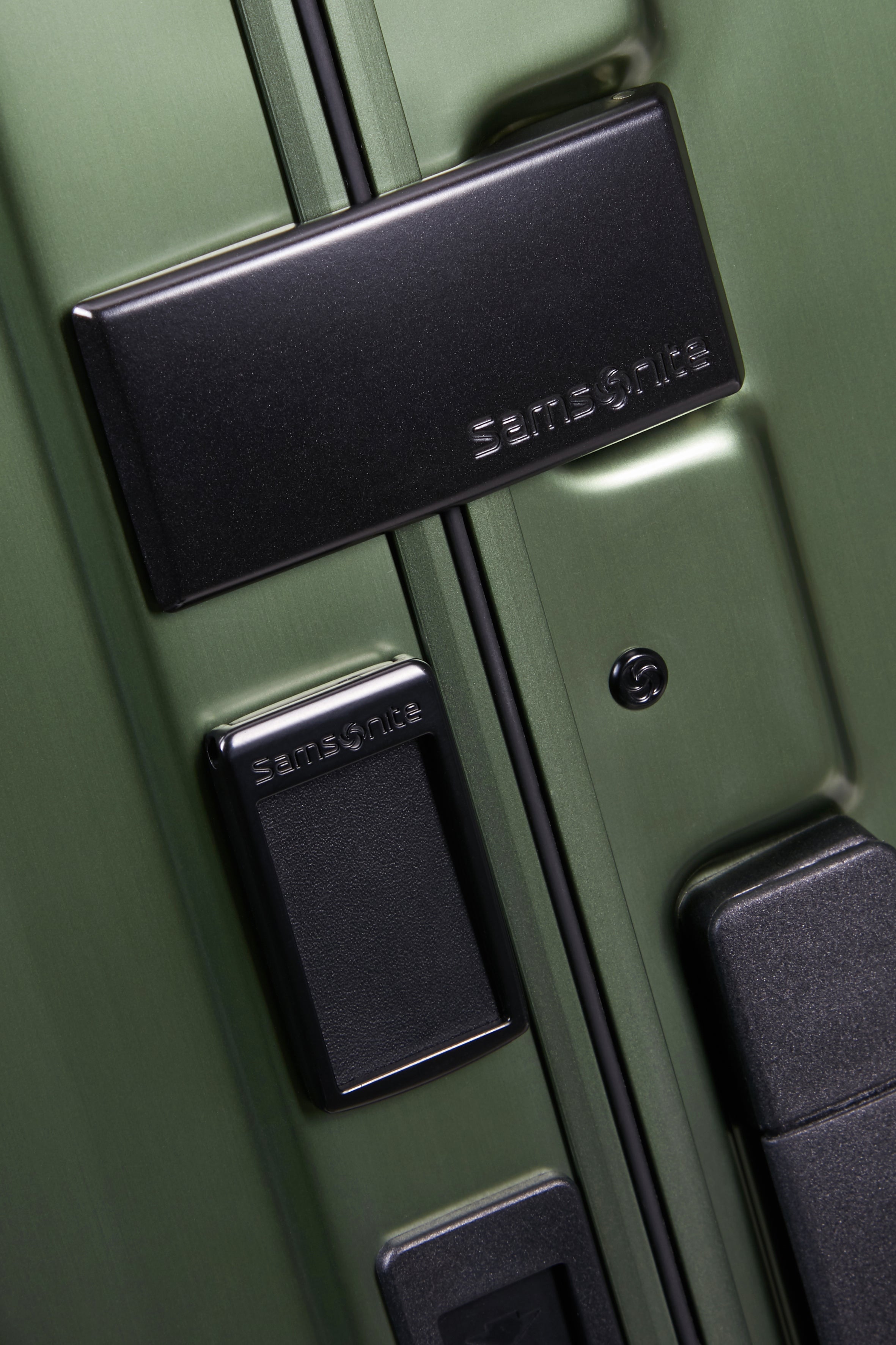 Samsonite - Lite Box ALU 55cm Small 4 Wheel Hard Suitcase - Gradient Green-10