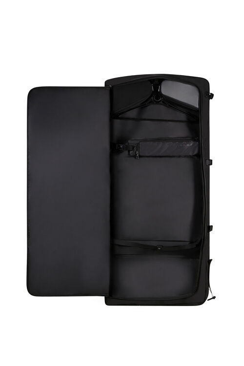Samsonite - Pro Dlx Tri Fold Garment Bag - Black