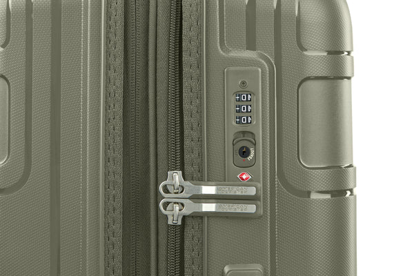 American Tourister - Light Max 69cm Medium Spinner - Khaki