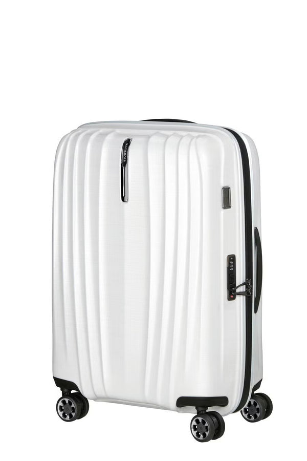 Samsonite - NEXIS 70cm expandable medium suitcase - Cotton White