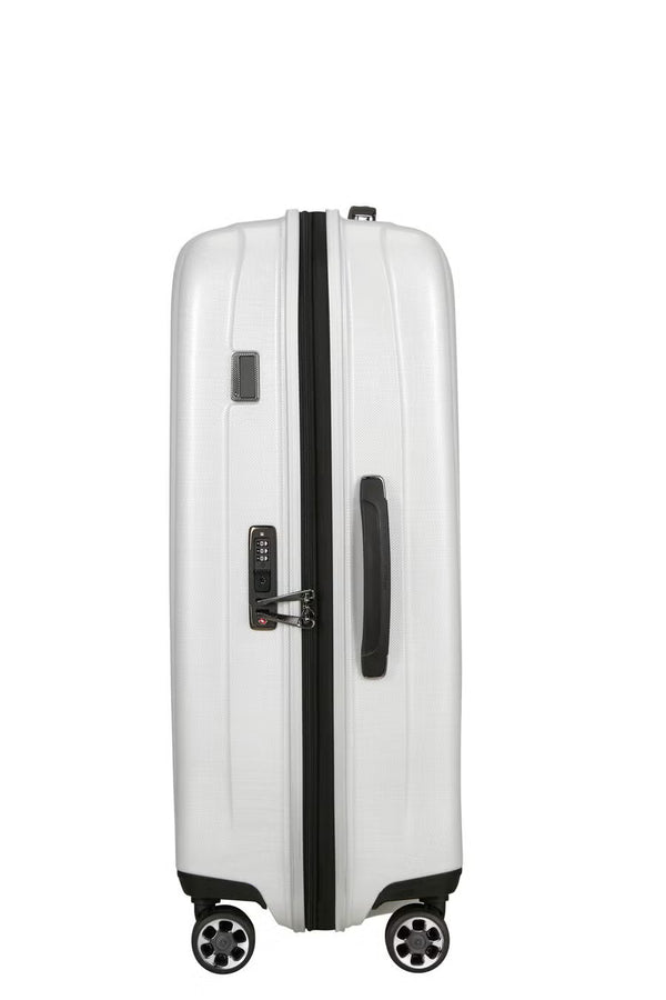 Samsonite - NEXIS 76cm expandable large suitcase - Cotton White