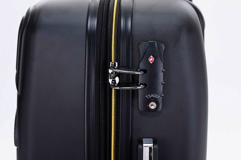 Batman - WB028 28in Large 4 Wheel Hard Suitcase - Black