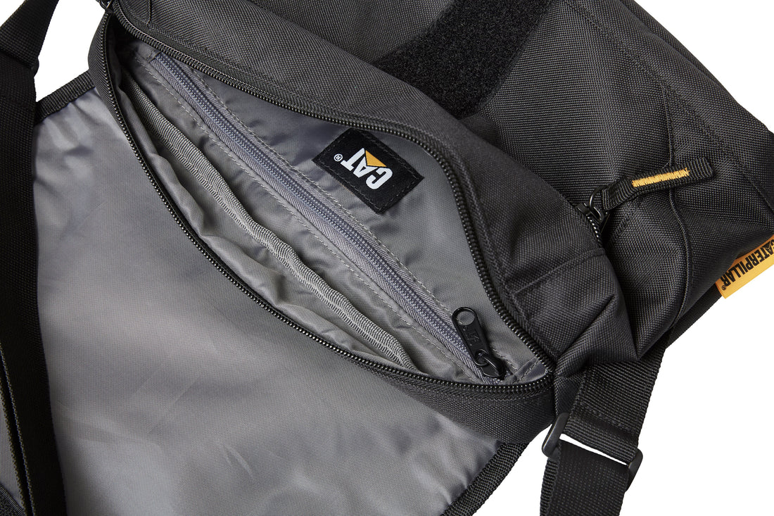 CAT - Project - Mini Messenger Bag - Black