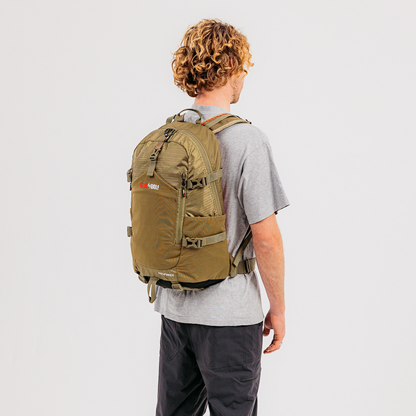 Black Wolf - Pathfinder II 33L Backpack - Terrarium Moss/True Red