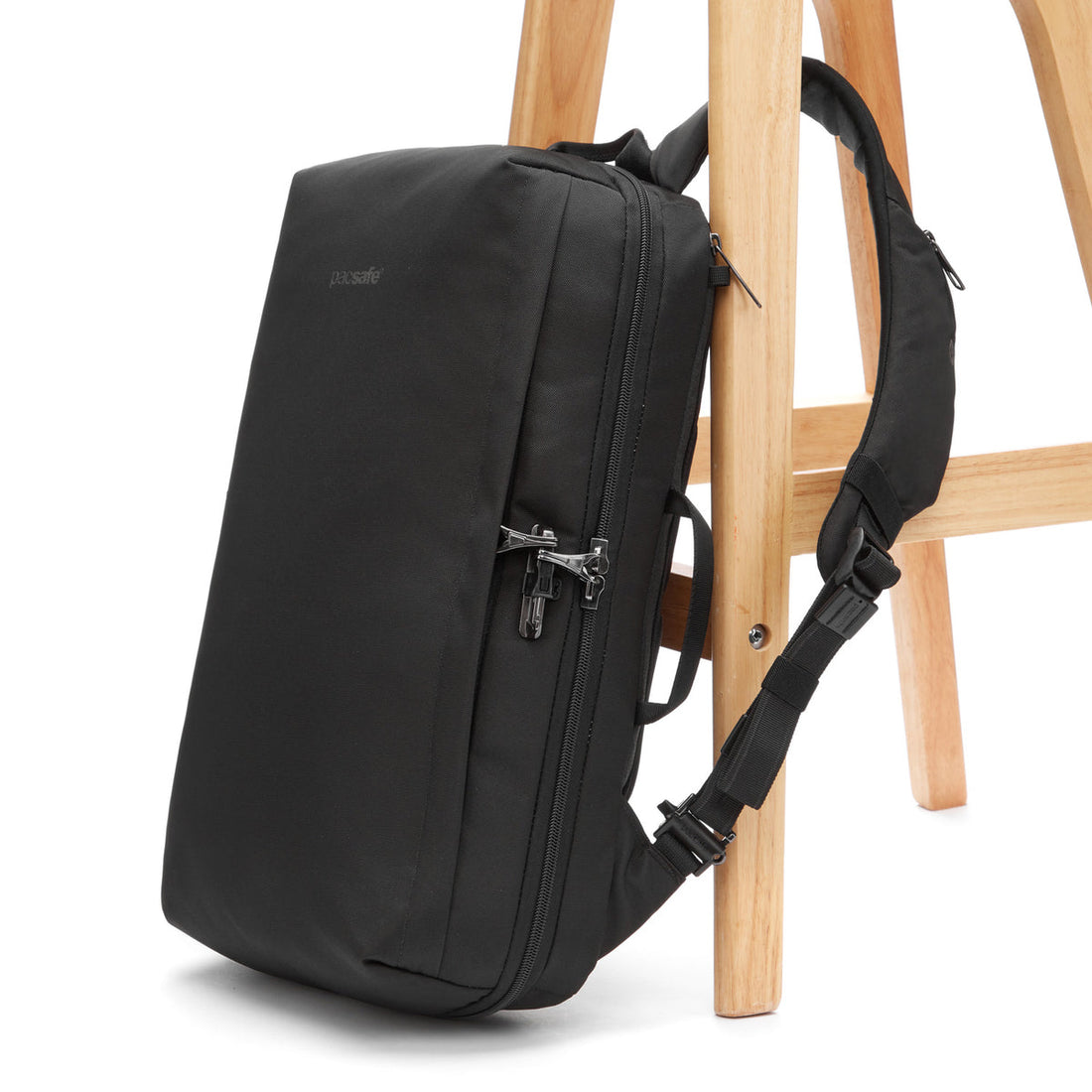 PacSafe - V 16in Commuter Backpack - Black