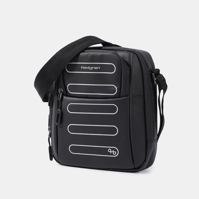 *Hedgren - HCMBP05.003 RELAX P VERTICAL CROSSBODY RFID - BLACK