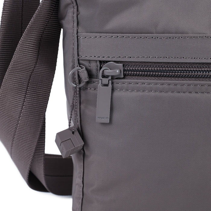 Hedgren - HIC01S.376 Harper's Crossbody RFID bag - Sepia