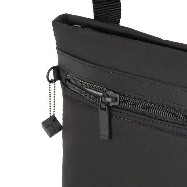 Hedgren - Inner City Hic112.003 Leonce Shoulder Bag - Black