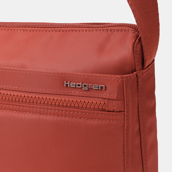 Hedgren - Hic176m.906-20 Eye Neo Medium Crossbody - Dahlia Red