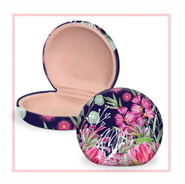 Lisa Pollock - TC42 Small Travel accessory case - Blush Beauty