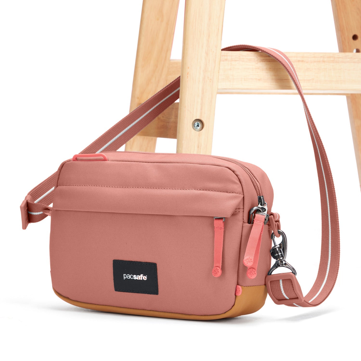 Pacsafe - Go Crossbody - Rose