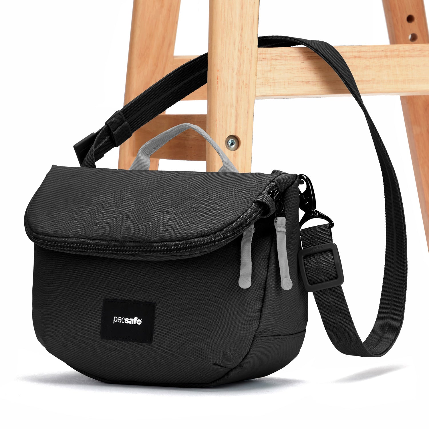 Pacsafe - Go Saddle Crossbody - Black