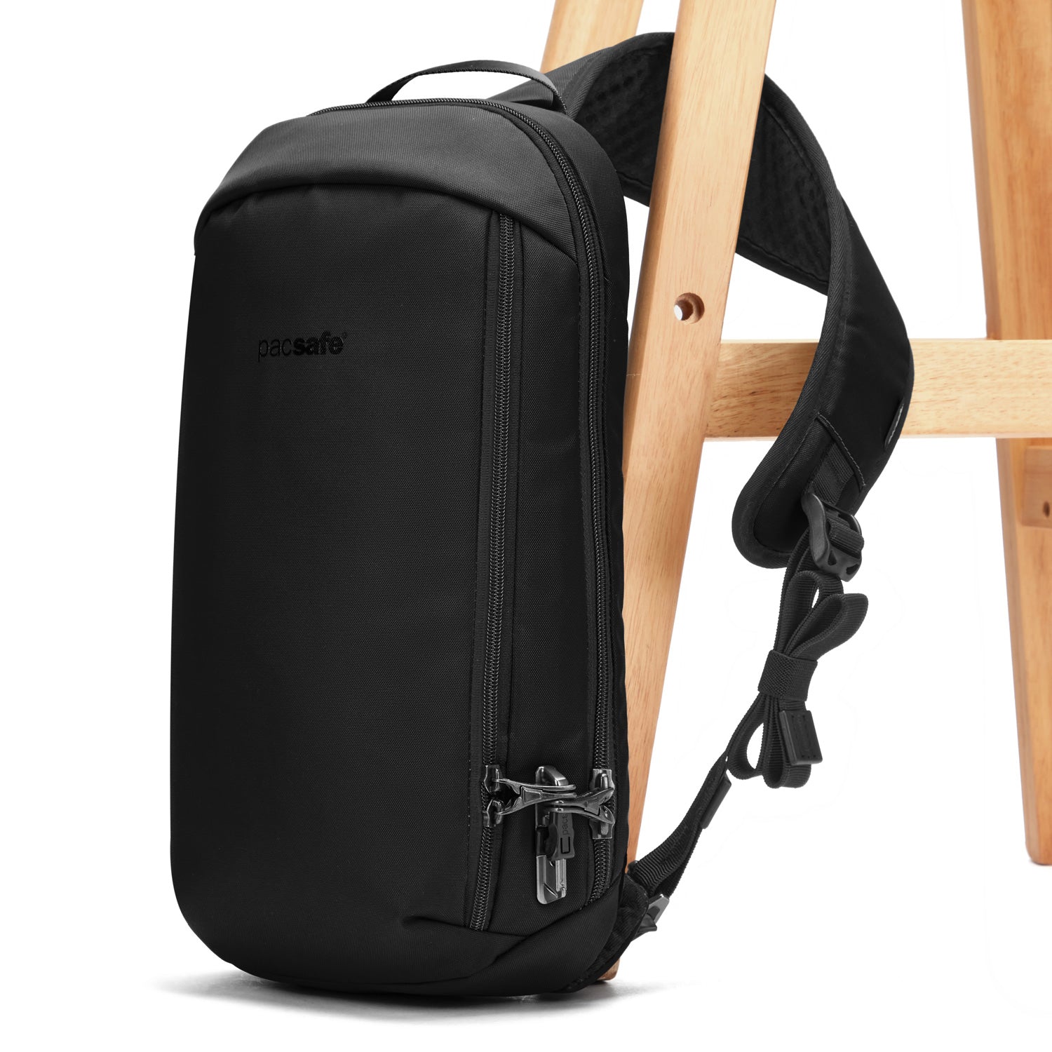 PacSafe - V Tech Sling Pack - Jet Black