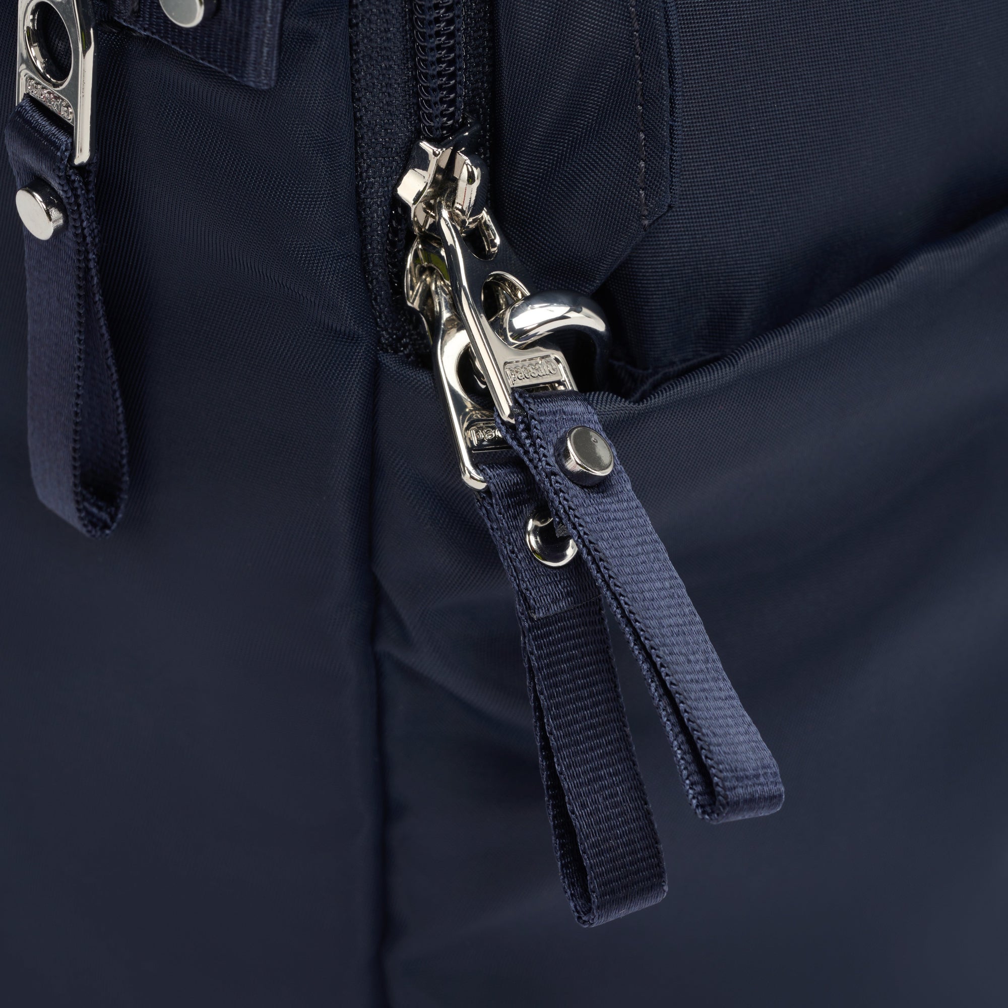 Pacsafe W 10L backpack Navy – Bags To Go