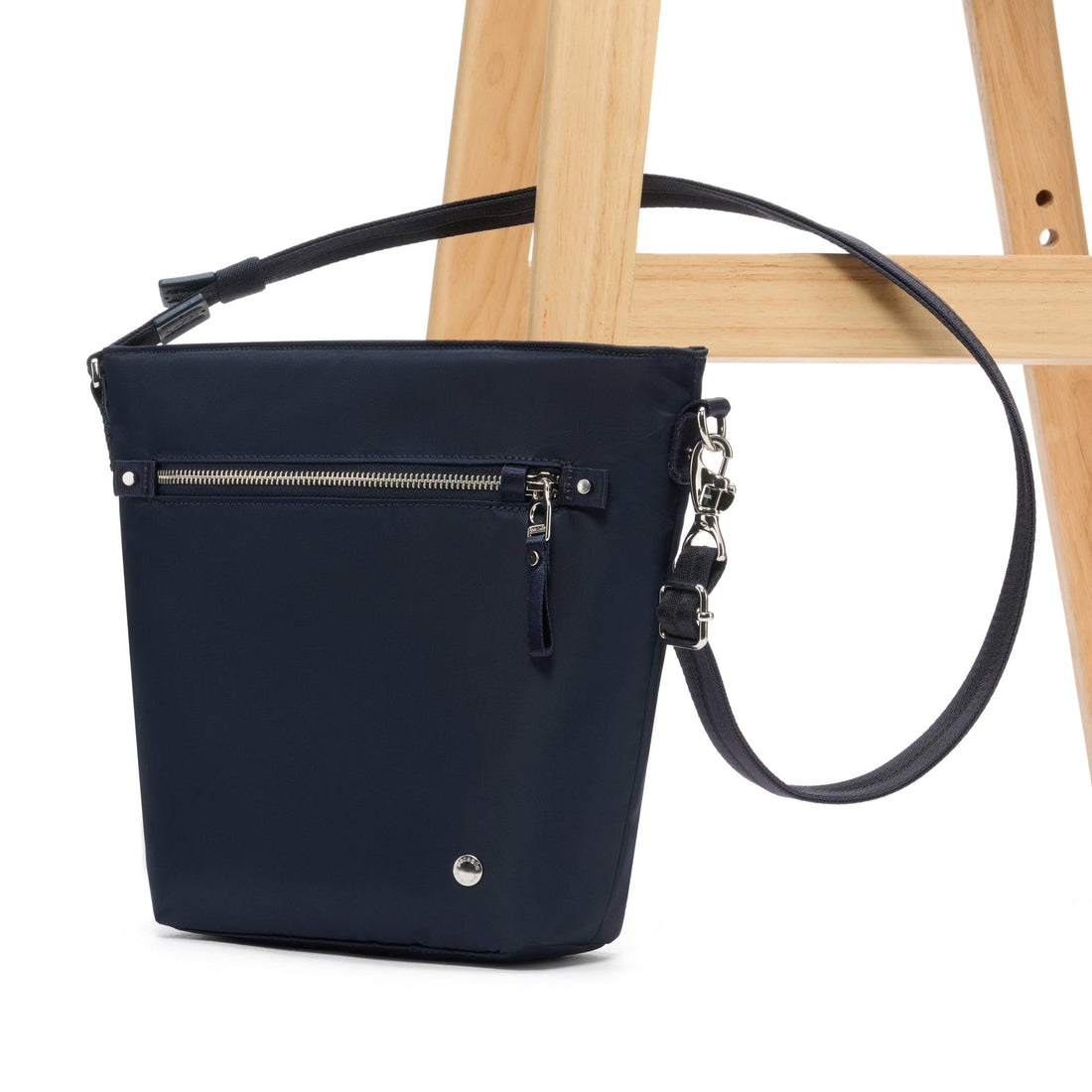 Pacsafe W Crossbody Navy
