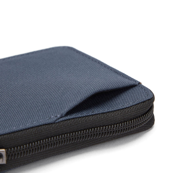 Pacsafe - RFIDsafe Zip Around Wallet - Coastal Blue