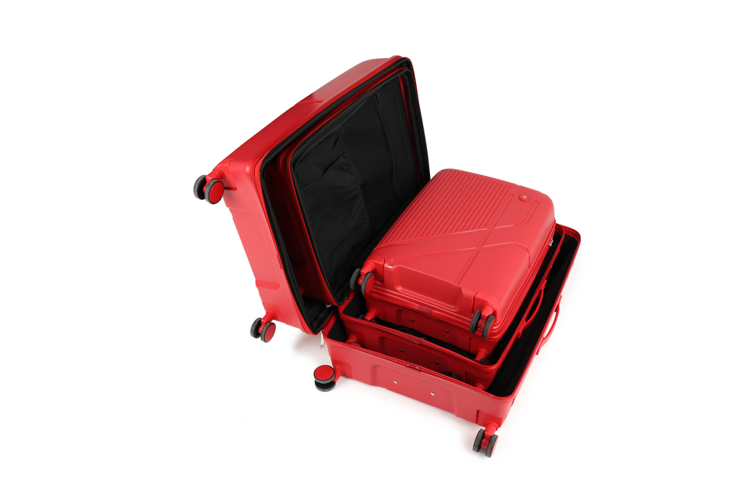 SwissTech Air-Tech 3 Piece Luggage Package - Red