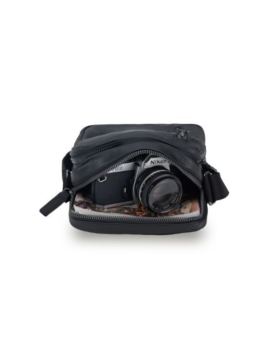 Tosca - VG015 Vegan Leather Shoulder Side Bag - Black