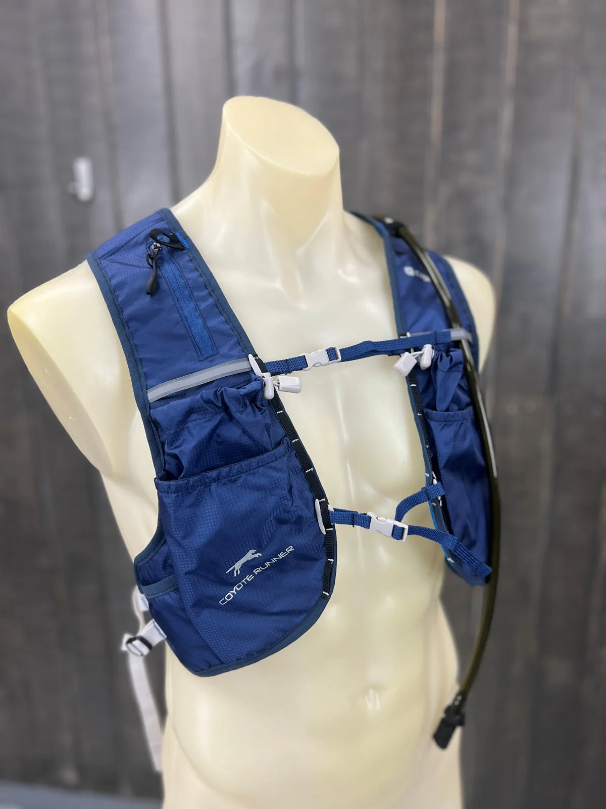 Caribee - Coyote Runner 2L Hydration Vest - Navy