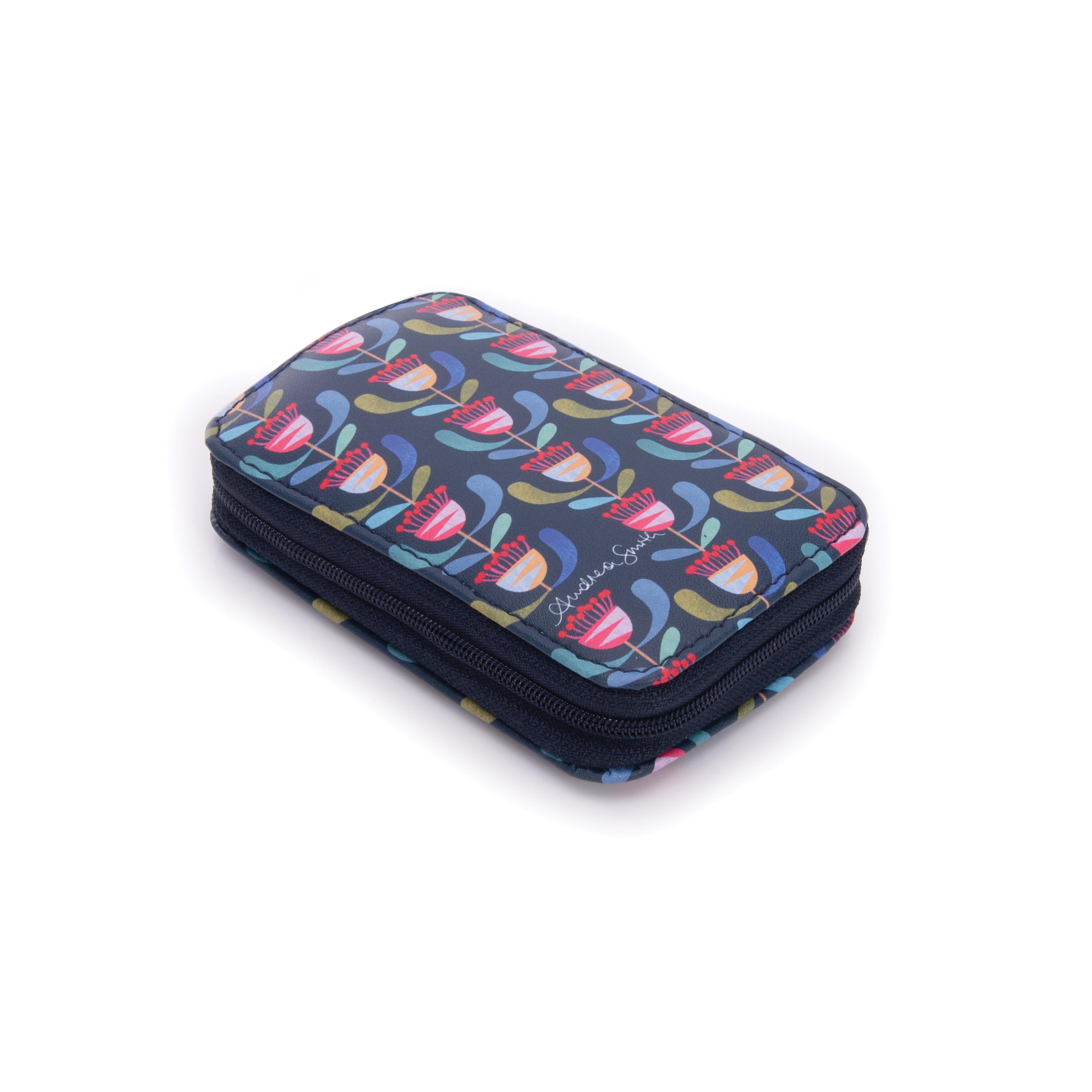 ISAALBI - Andrea Smith travel sewing kit - Assorted