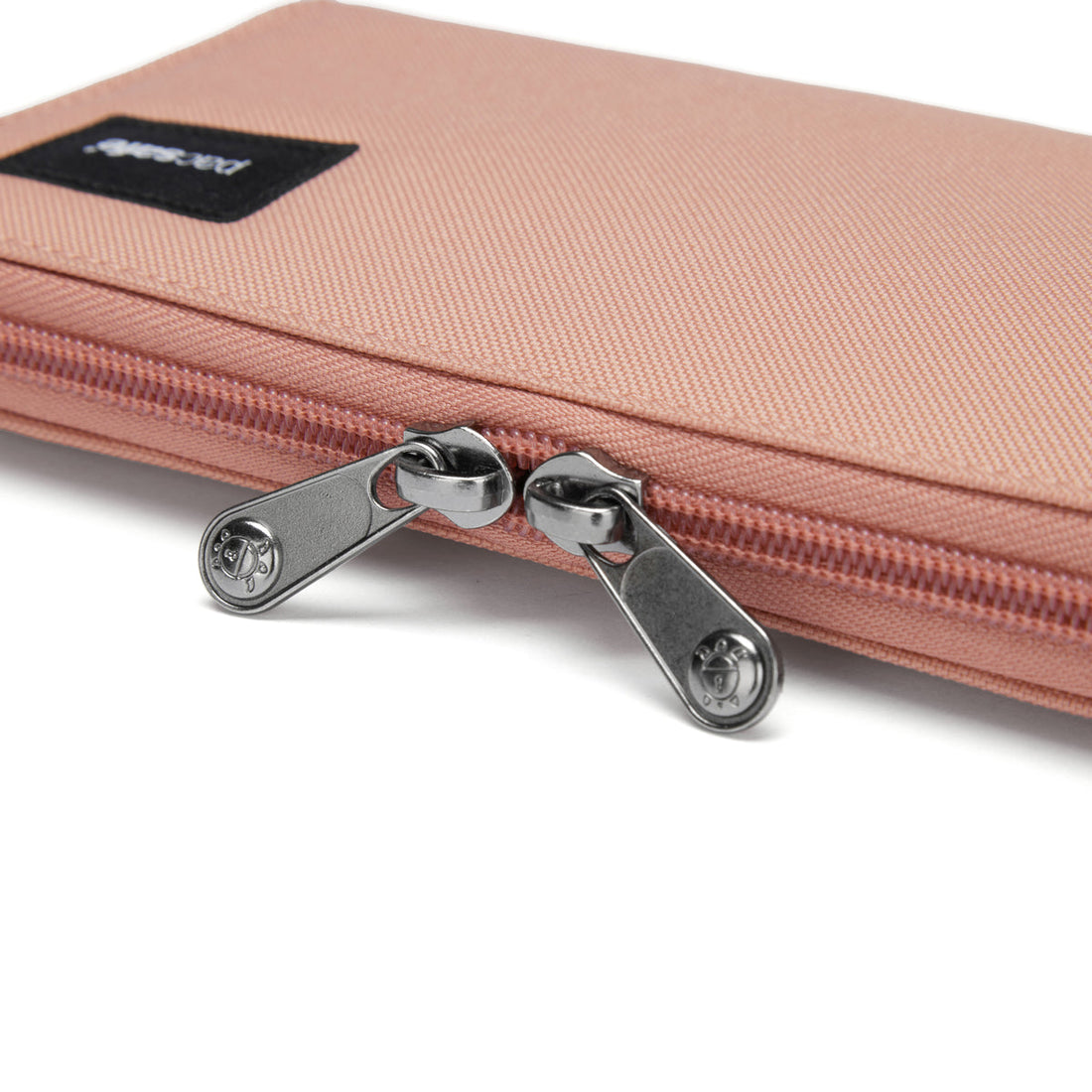 Pacsafe RFIDsafe Continental Wallet - Rose