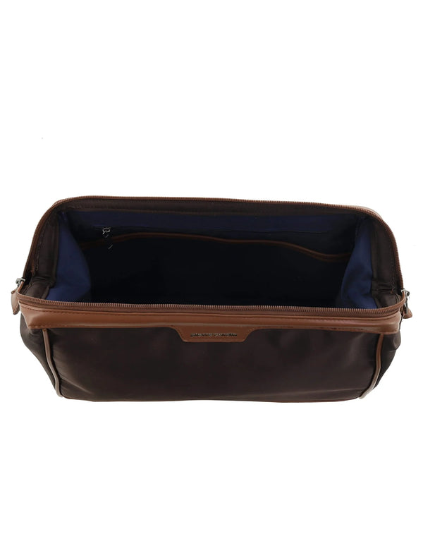 Pierre Cardin - PC4128 Toiletry Bag - Chocolate