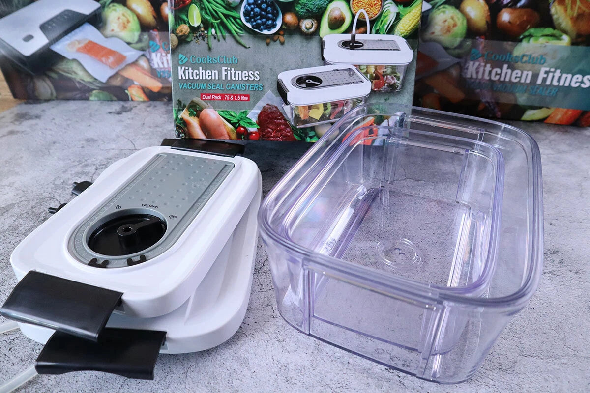 Kitchen Fitness - Vacuum Sealer Kit + 4 Canisters 20mt Rolls & 60 pre made bags -