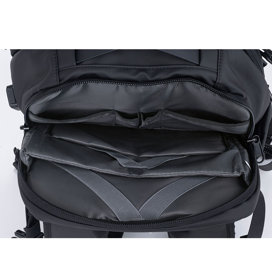 Travelite - Vacuum Compression Travel backpack 17.3in with pump - Black