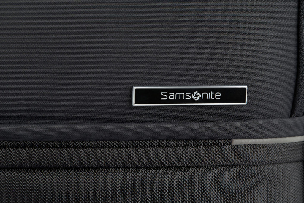 Samsonite - 73HR 55cm Small Suitcase - Black