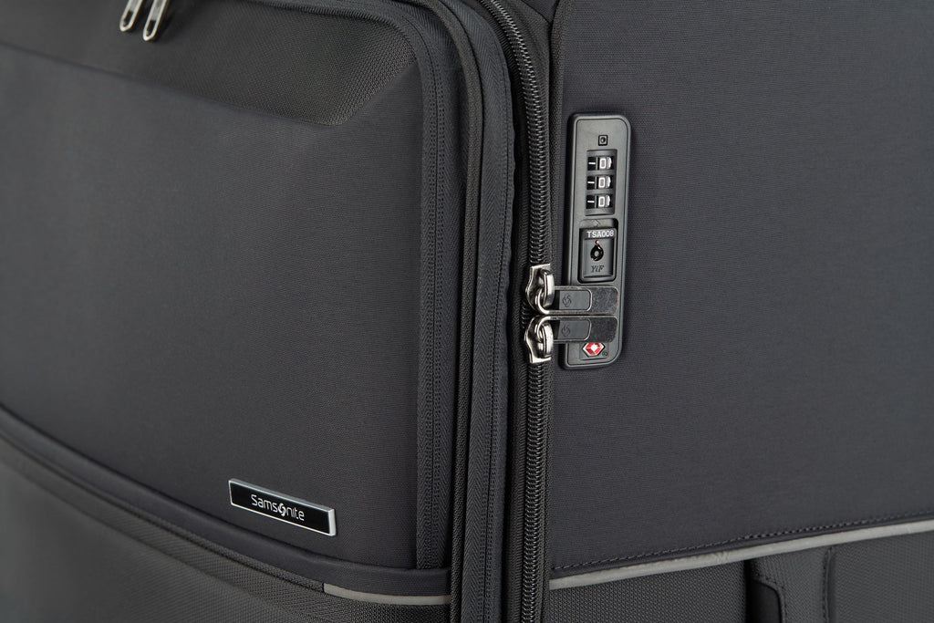 Samsonite - 73HR 78cm Large Suitcase - Black