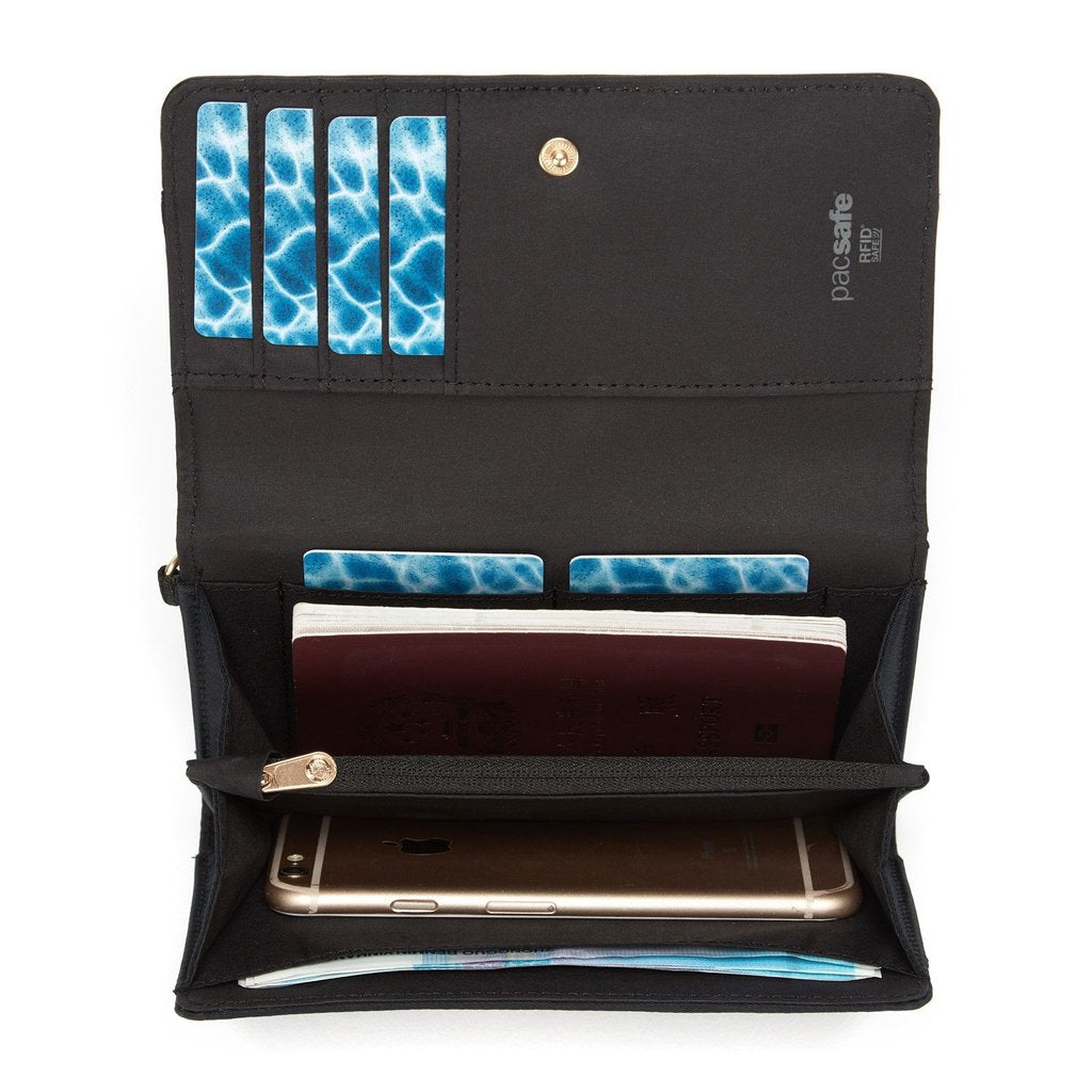 PacSafe - RFIDsafe RFID Blocking Clutch Wallet - Black